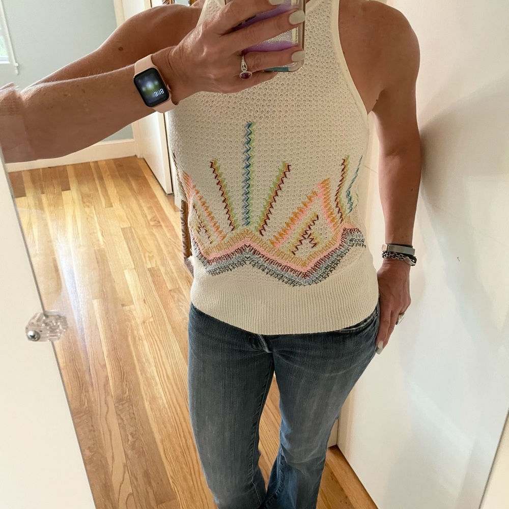 Anthropologie Sunrise Embroidered Sweater Tank – XS – NWT – Ivory Rainbow Knit - Picture 8 of 13